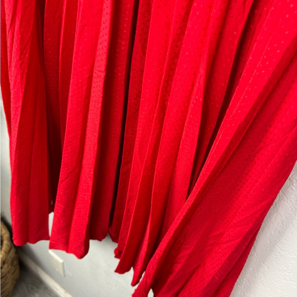 Idano Vibrant Red Pleated High Waist Midi Skirt - Picture 5 of 7